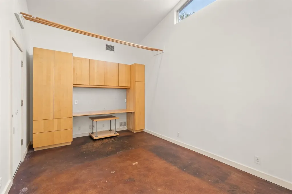 4614 Jinx Avenue Austin TX 78745