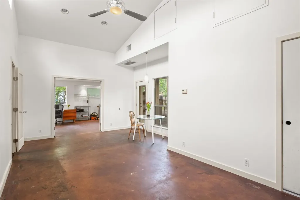 4614 Jinx Avenue Austin TX 78745