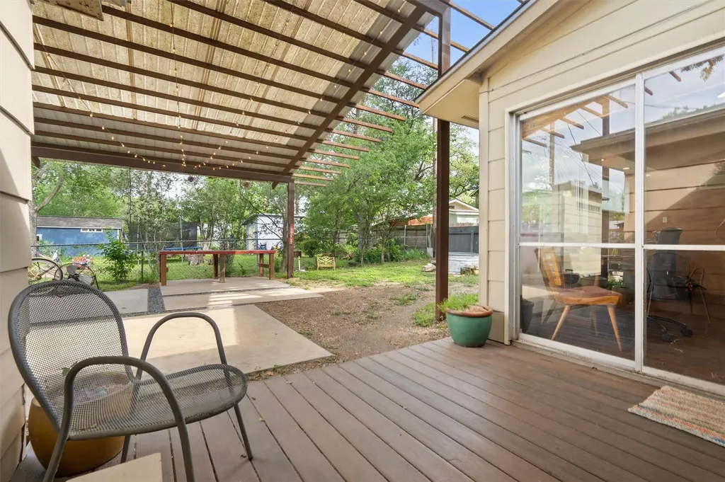 4614 Jinx Avenue Austin TX 78745