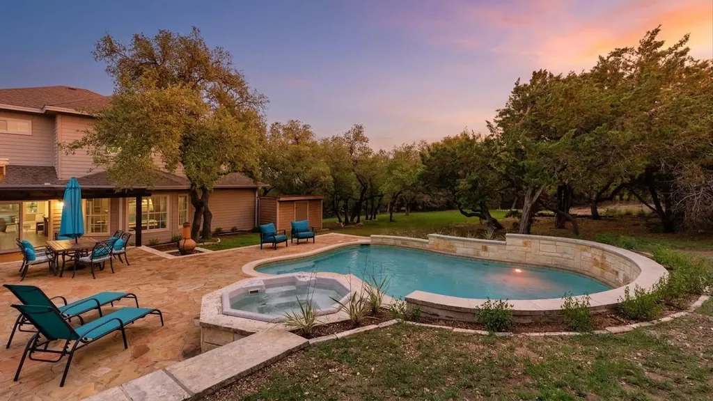 11008 West Cave Boulevard Dripping Springs TX 78620