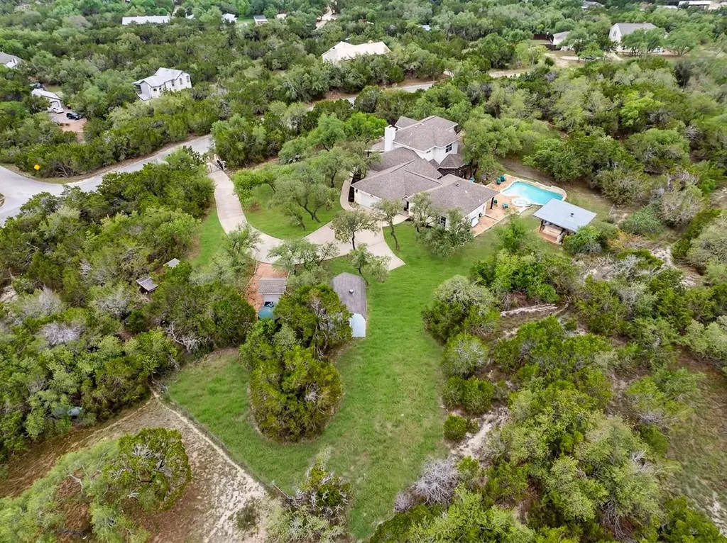 11008 West Cave Boulevard Dripping Springs TX 78620