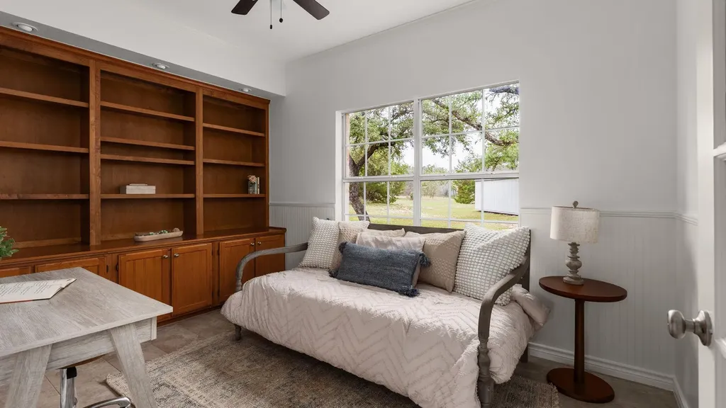 11008 West Cave Boulevard Dripping Springs TX 78620