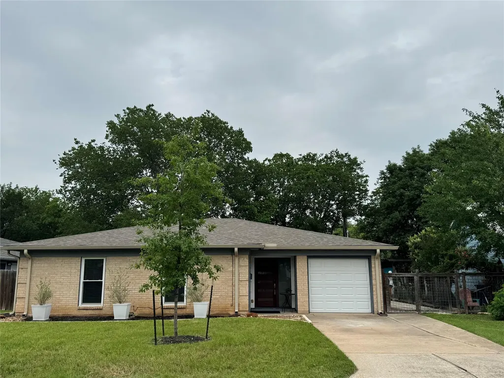 504 Heartwood Drive Austin TX 78745