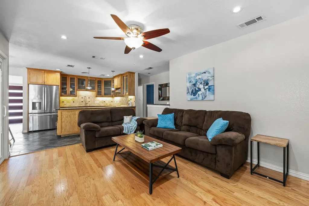 504 Heartwood Drive Austin TX 78745