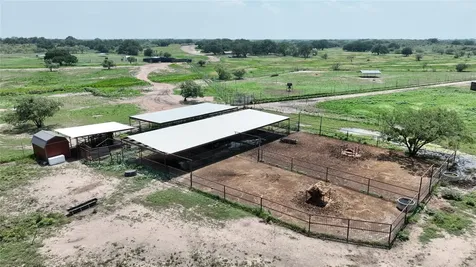 2727 County Road 3091 Rochelle TX 78686