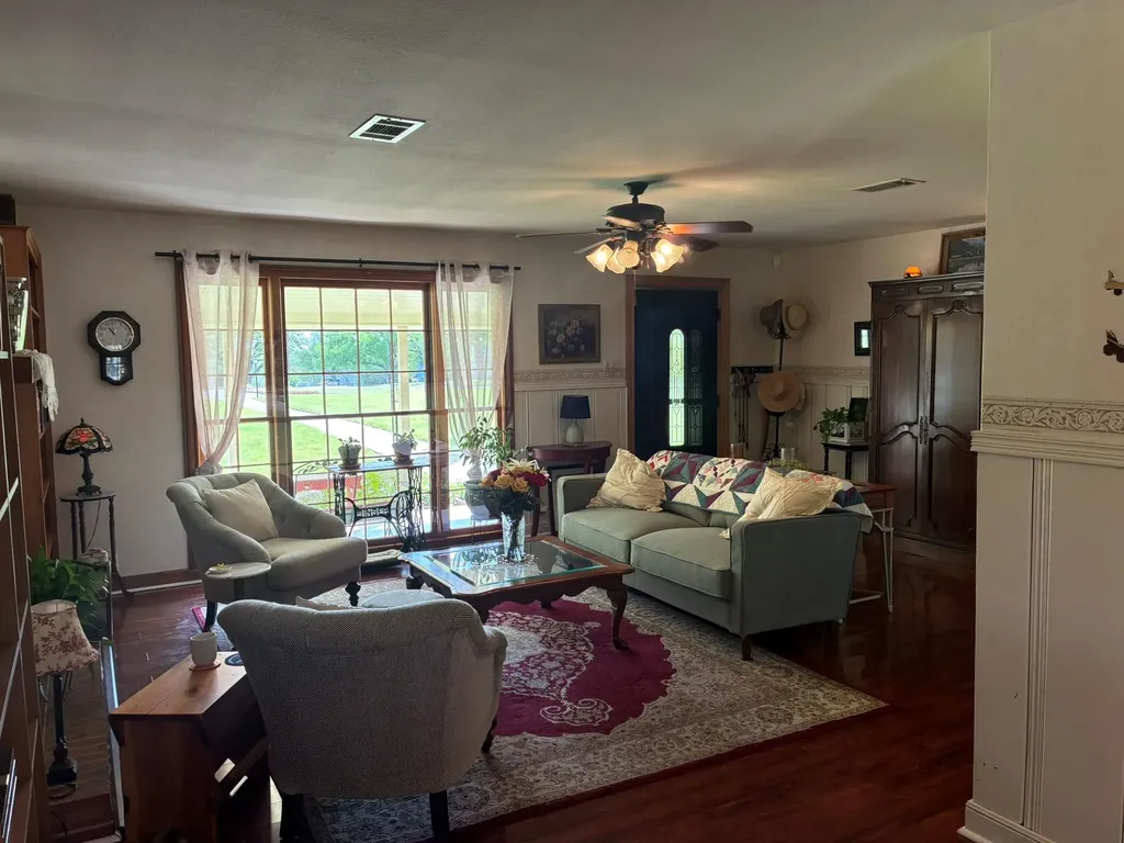 408 S Porter Street Lampasas TX 76550