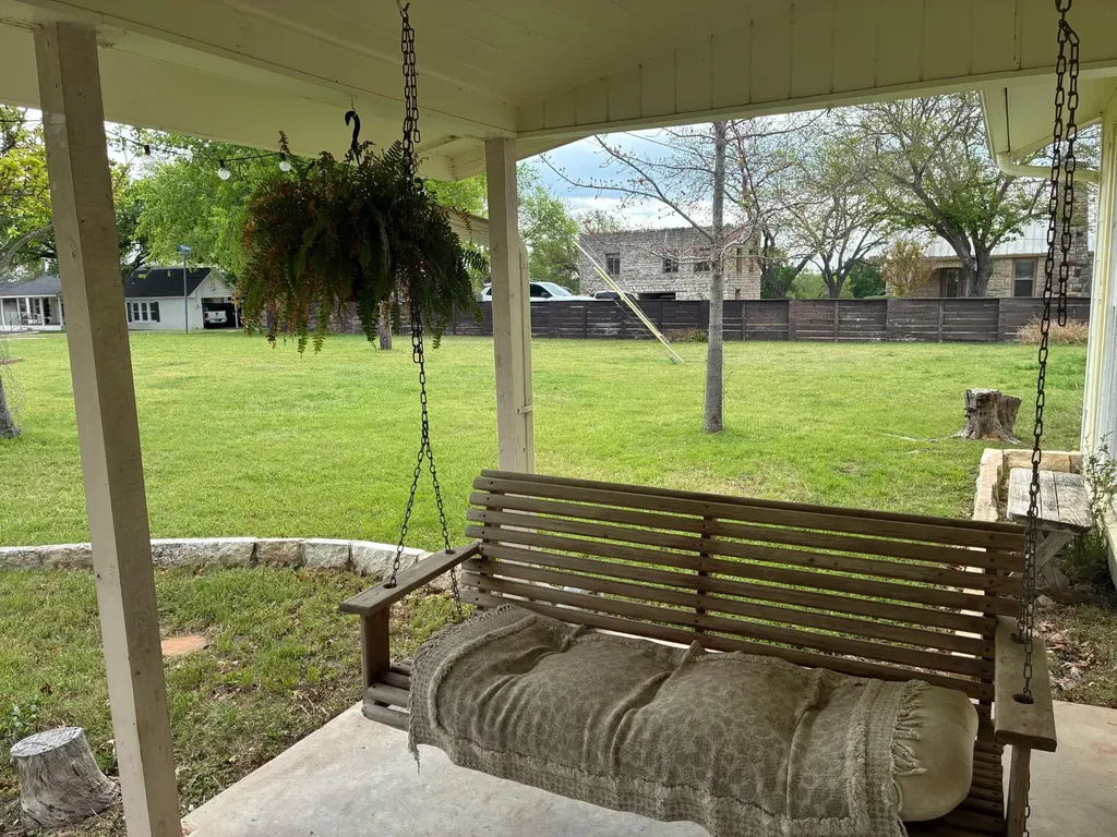 408 S Porter Street Lampasas TX 76550