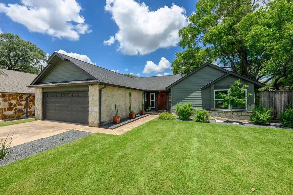 6569 Fair Valley Trail Austin TX 78749