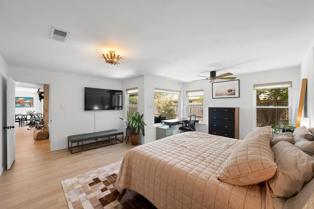 6569 Fair Valley Trail Austin TX 78749