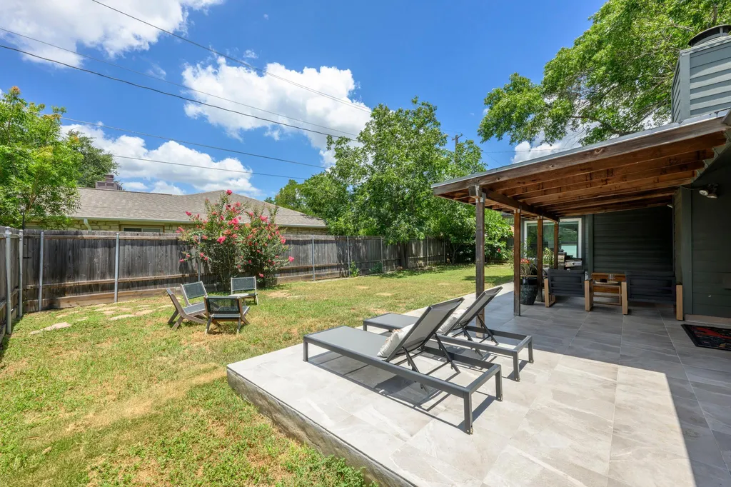 6569 Fair Valley Trail Austin TX 78749