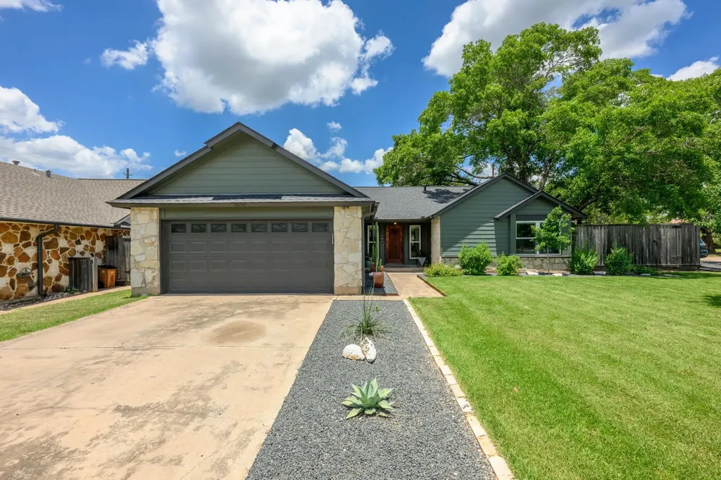 6569 Fair Valley Trail Austin TX 78749