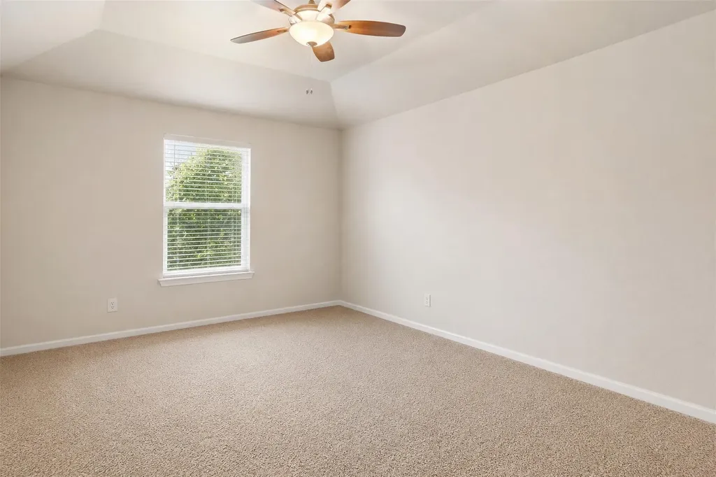 609 Portchester Castle Path Pflugerville TX 78660