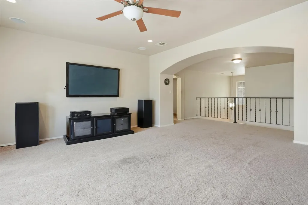609 Portchester Castle Path Pflugerville TX 78660