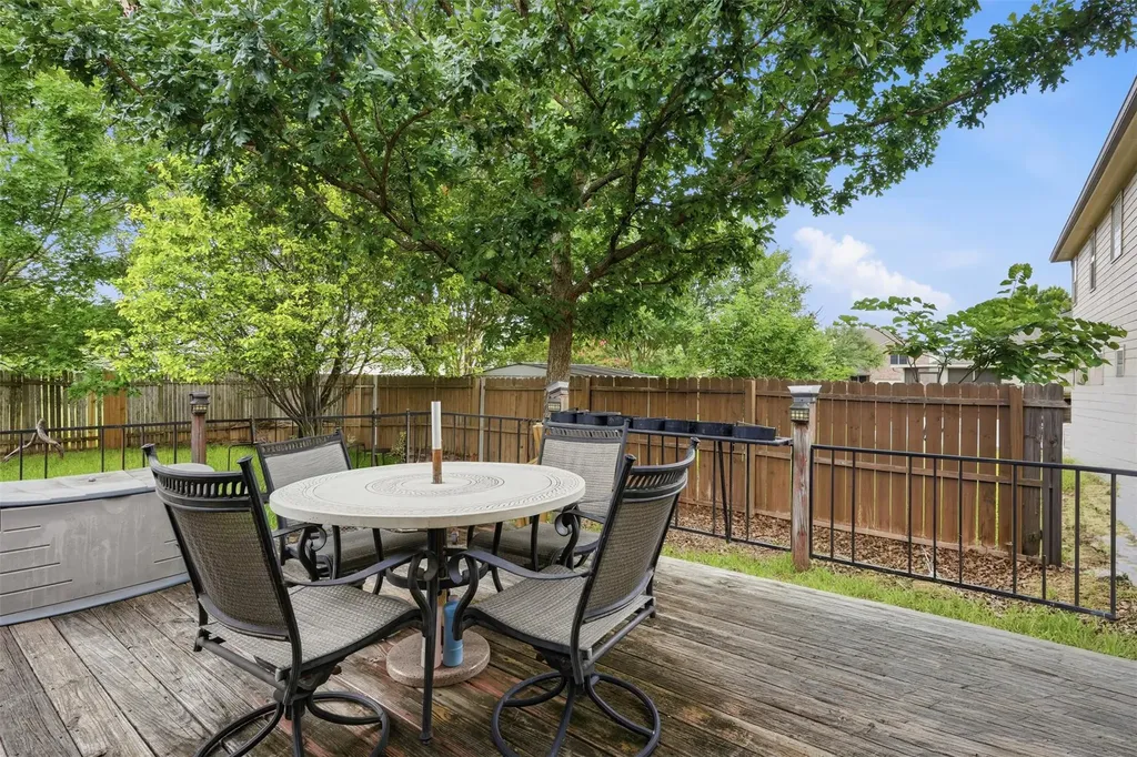 609 Portchester Castle Path Pflugerville TX 78660
