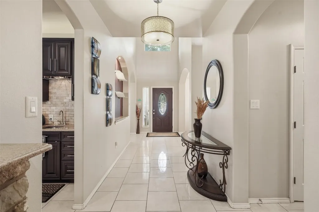 609 Portchester Castle Path Pflugerville TX 78660