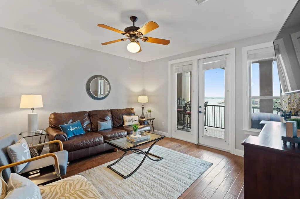 98 Island Drive Horseshoe Bay TX 78657