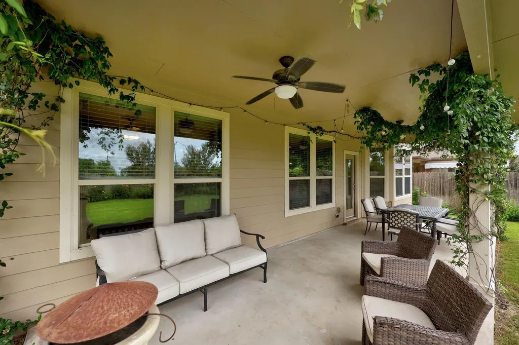 169 Summer Night Cove Buda TX 78610