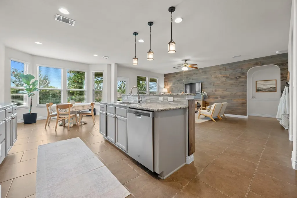 169 Summer Night Cove Buda TX 78610