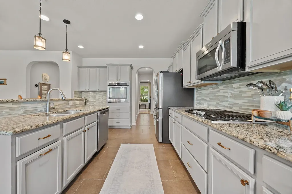 169 Summer Night Cove Buda TX 78610