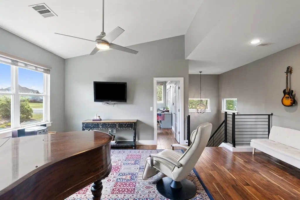 409 Dos Lagos Dripping Springs TX 78620