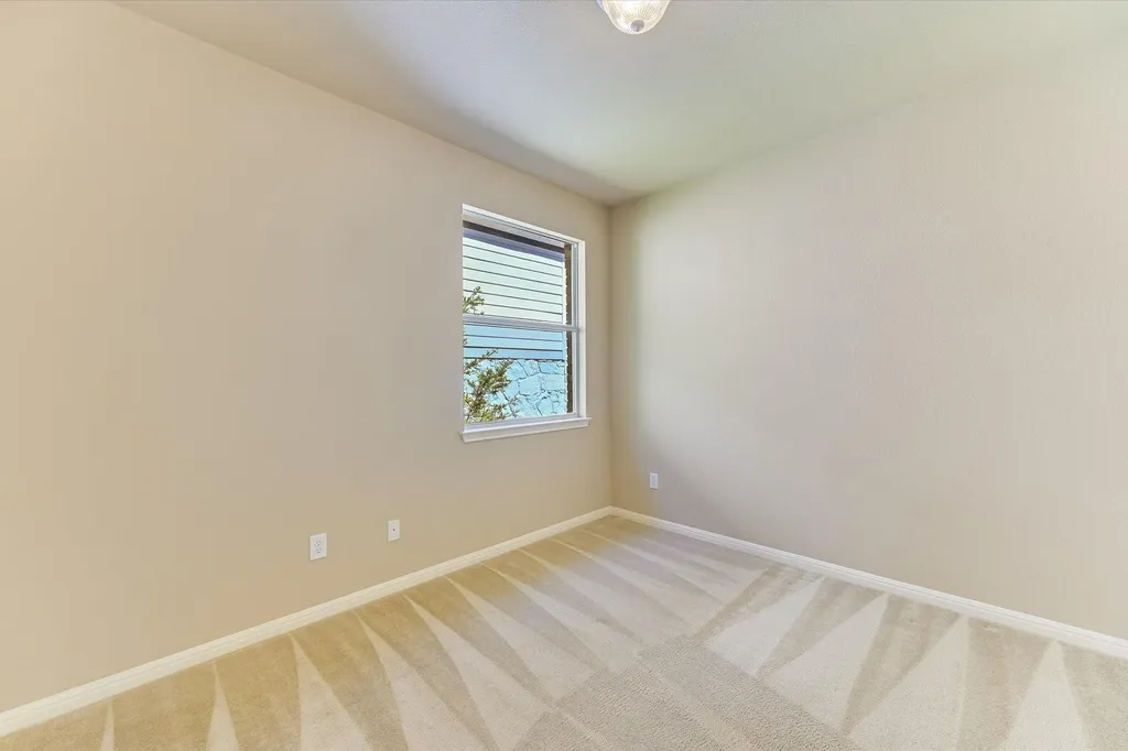 8024 Cobblestone Austin TX 78735