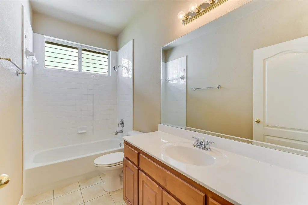 8024 Cobblestone Austin TX 78735