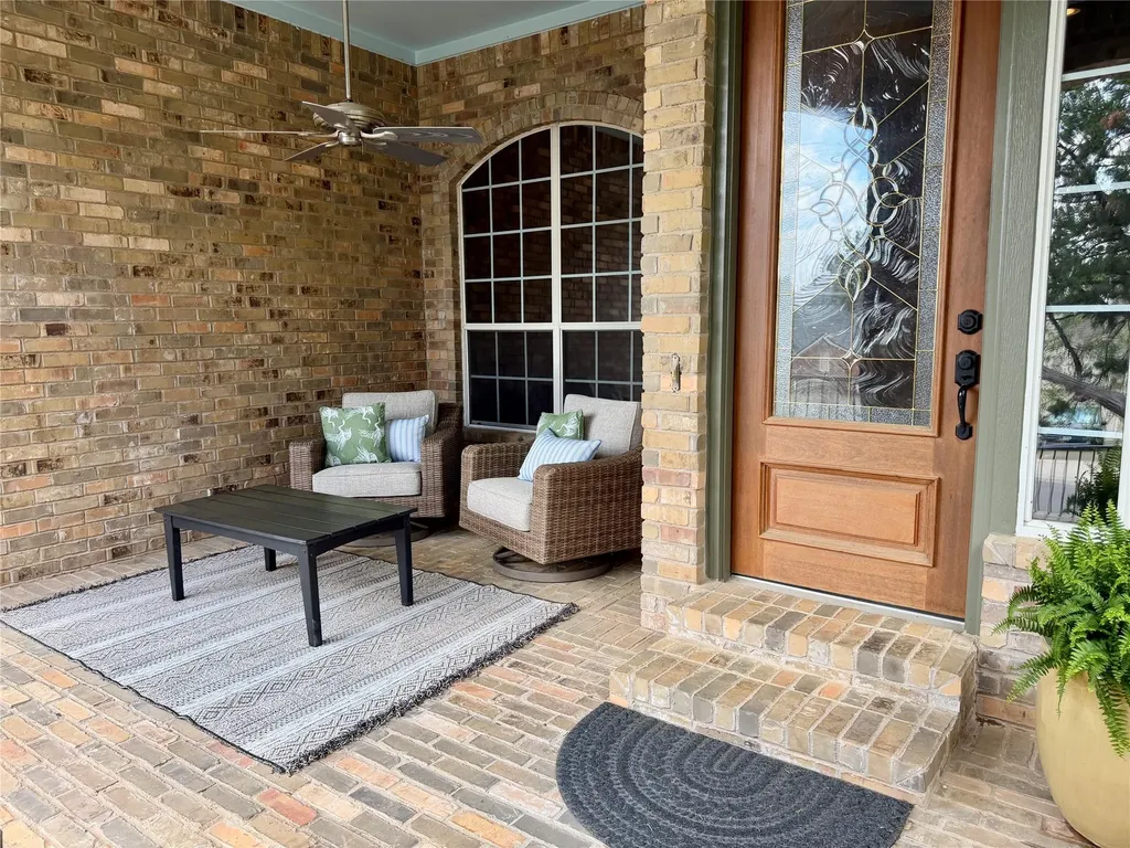 8024 Cobblestone Austin TX 78735