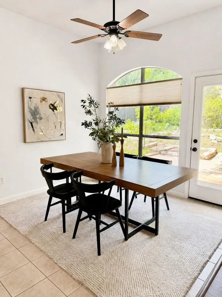 8024 Cobblestone Austin TX 78735