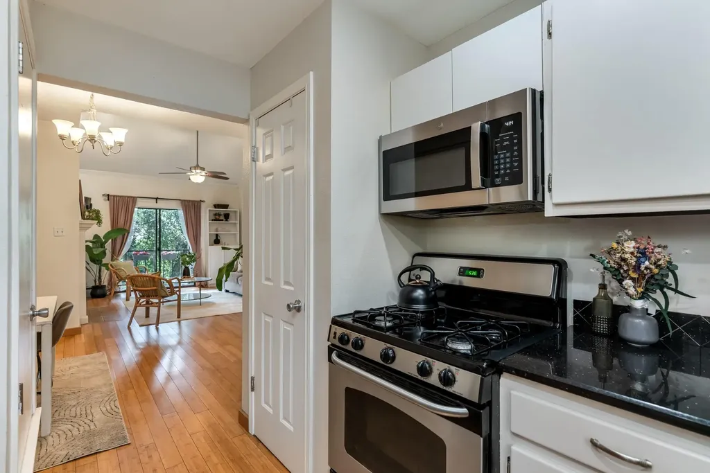 11970 Jollyville Road Austin TX 78759