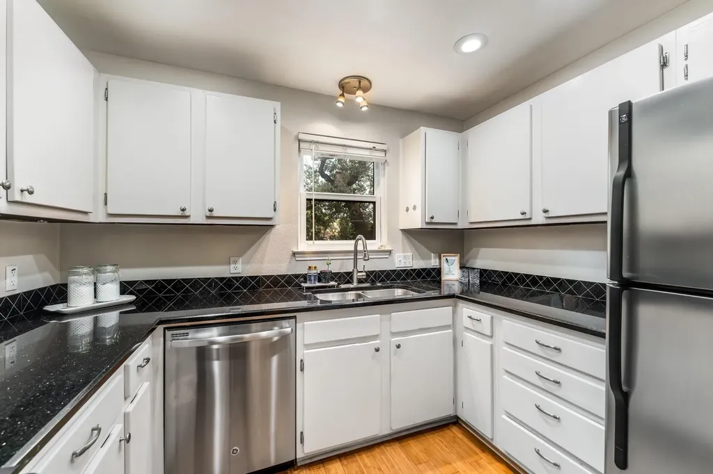11970 Jollyville Road Austin TX 78759