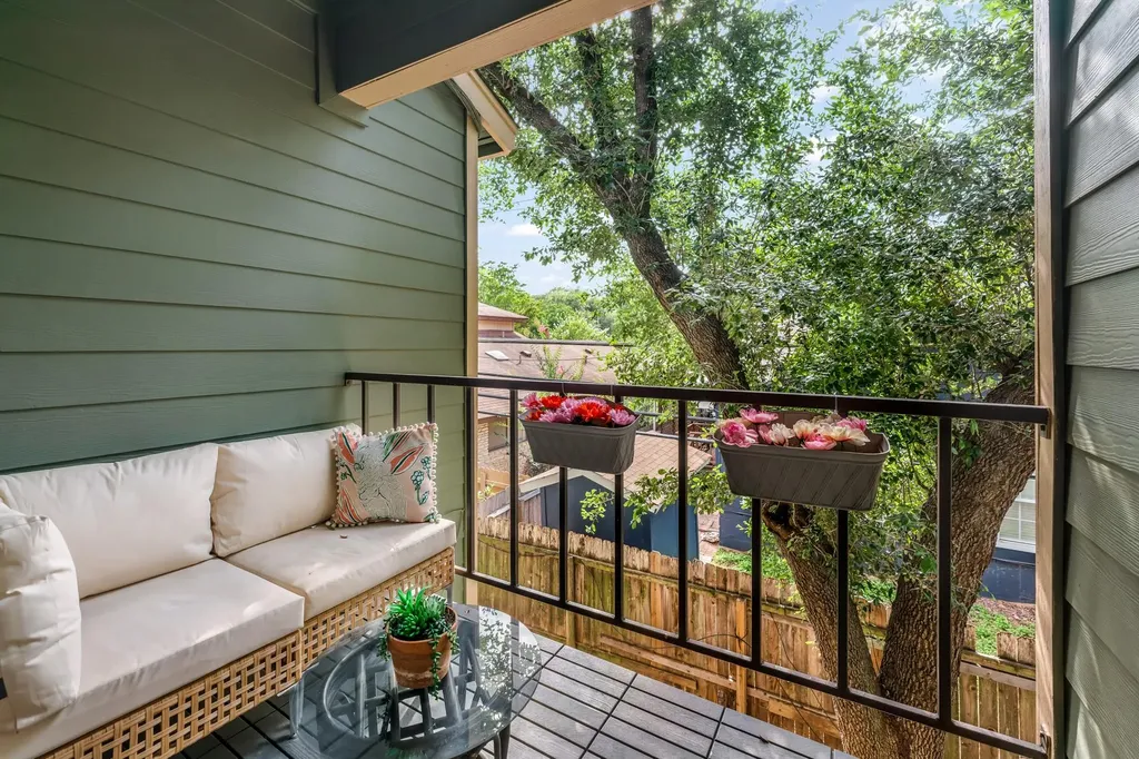 11970 Jollyville Road Austin TX 78759