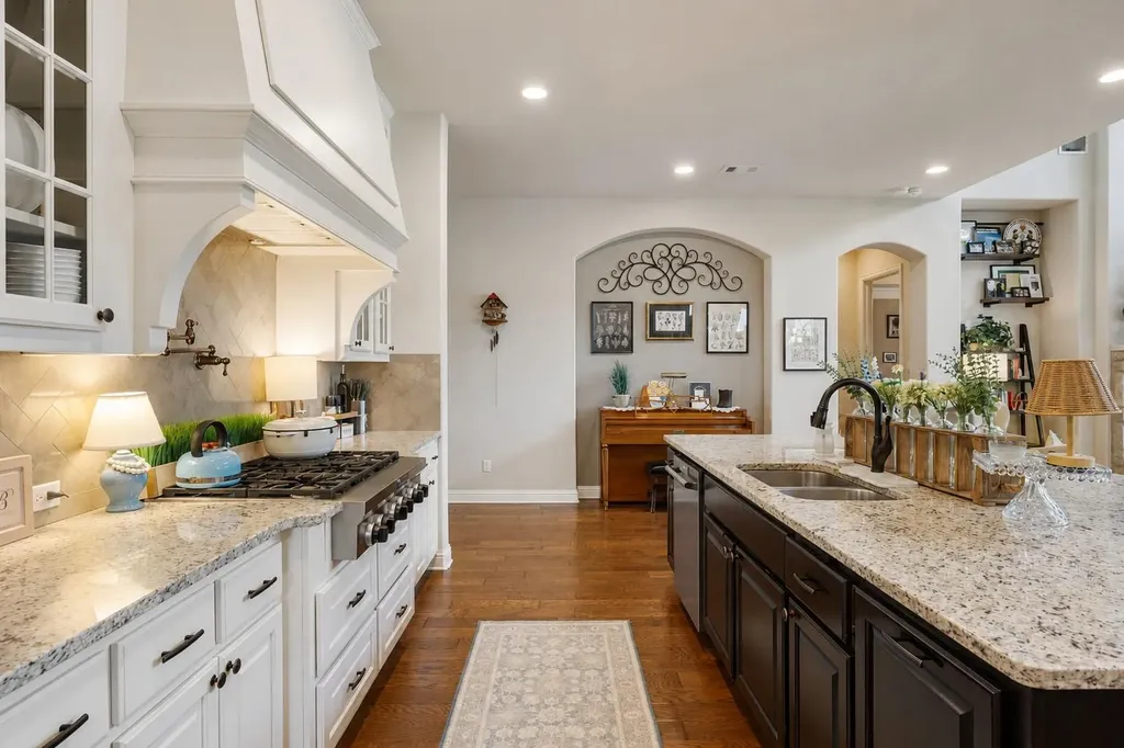 103 Maddy Way Austin TX 78738