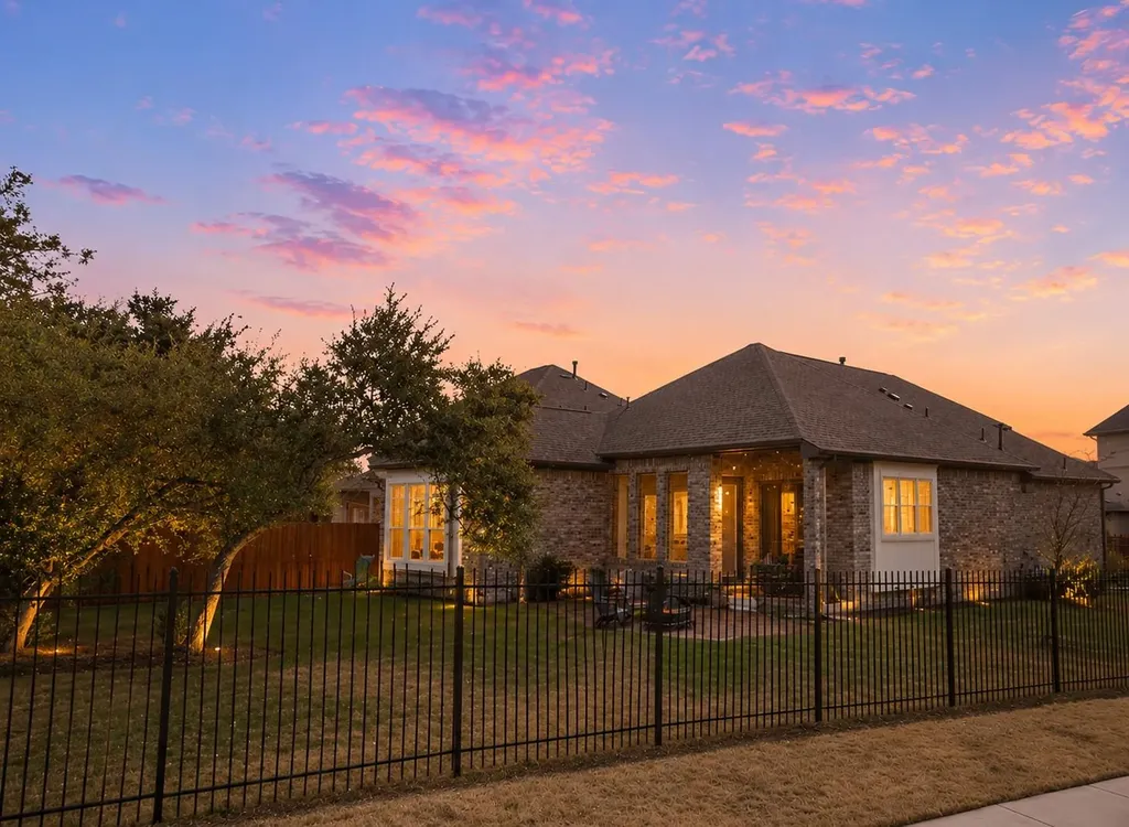 22614 Fountaingrass Lane Lago Vista TX 78645