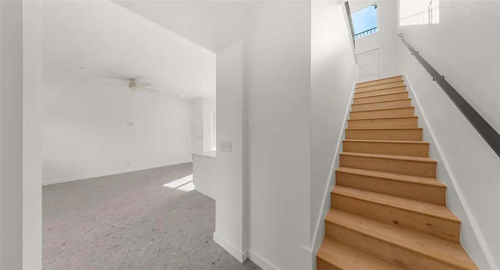 5912 Harold Court Austin TX 78721