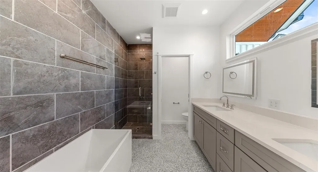 5912 Harold Court Austin TX 78721