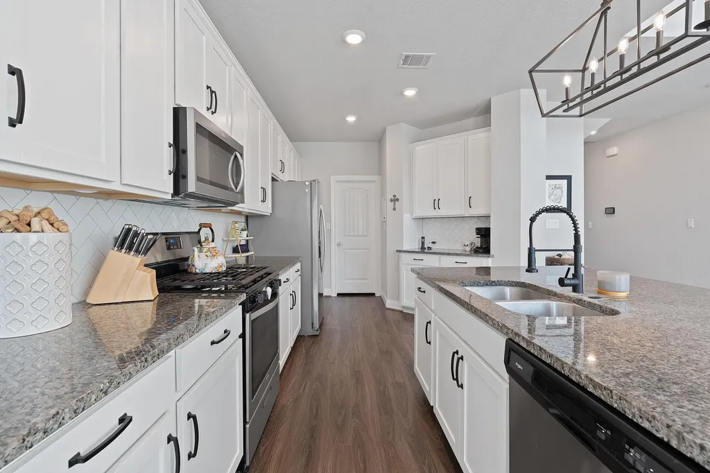 209 Birkshire Drive Georgetown TX 78626