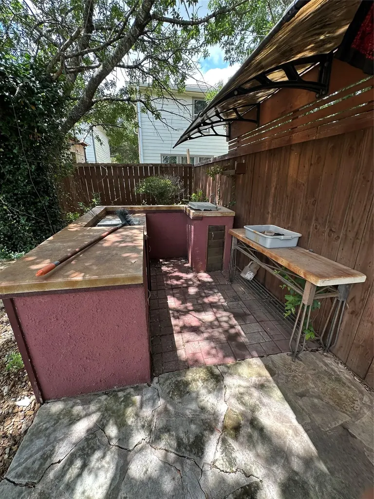 6913 Sabrina Drive Austin TX 78747