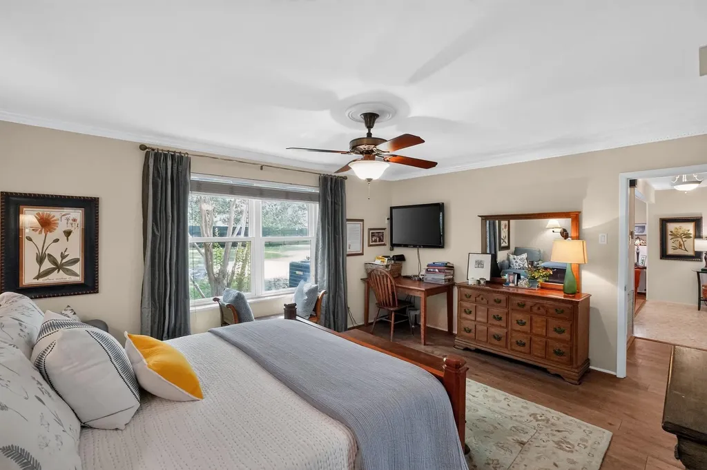 1622 Twin Island Drive Lockhart TX 78644