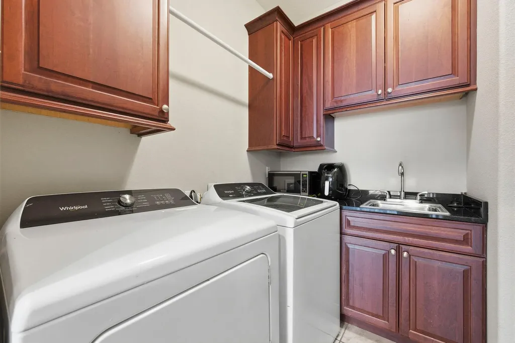 2413 Enfield Road Austin TX 78703