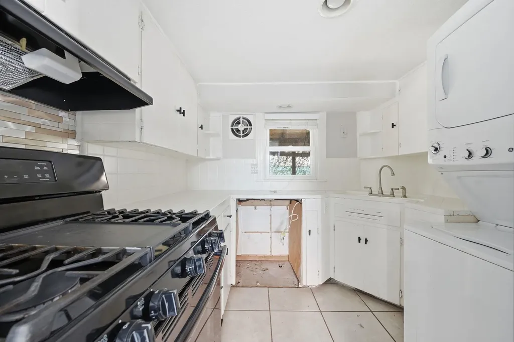 2413 Enfield Road Austin TX 78703