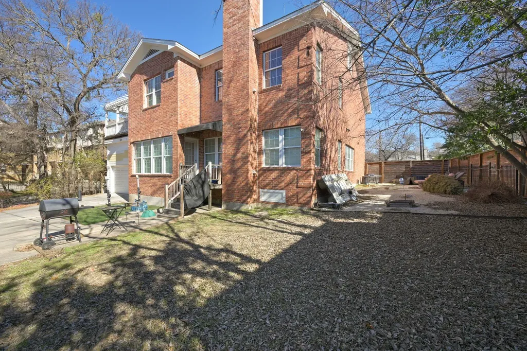 2413 Enfield Road Austin TX 78703