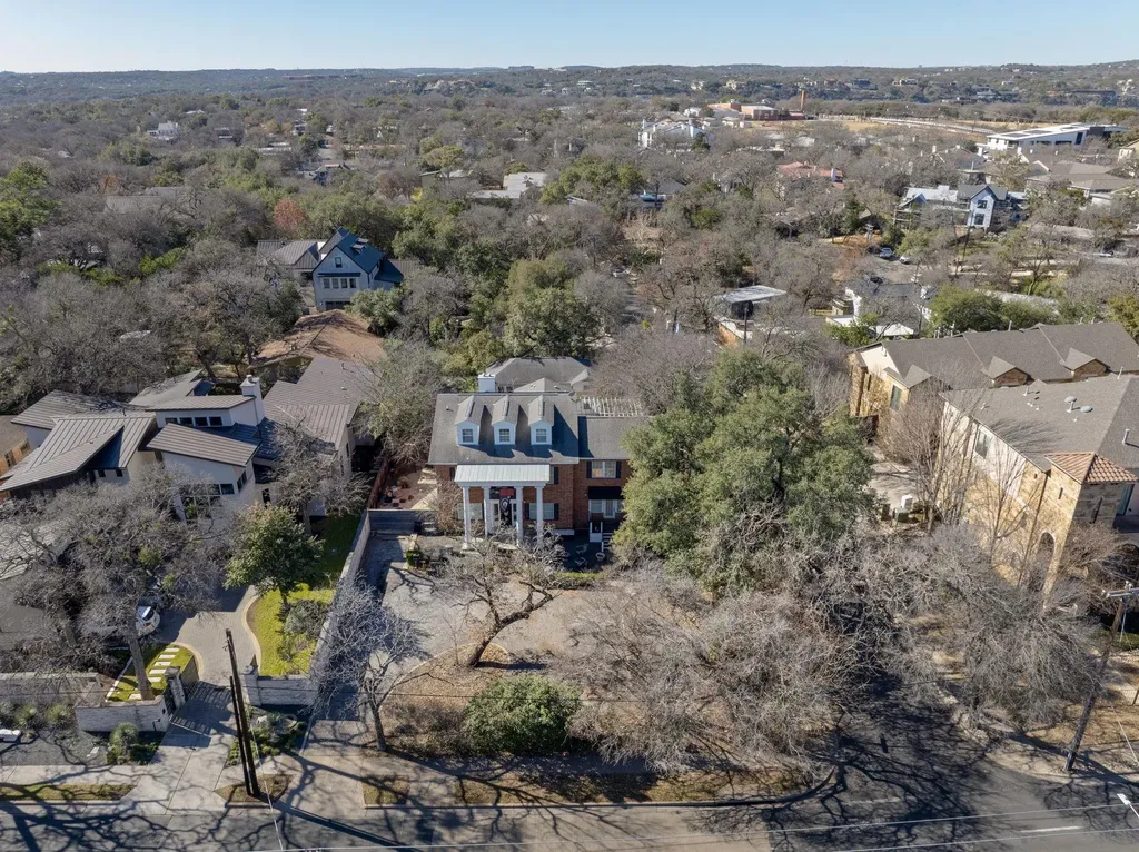 2413 Enfield Road Austin TX 78703