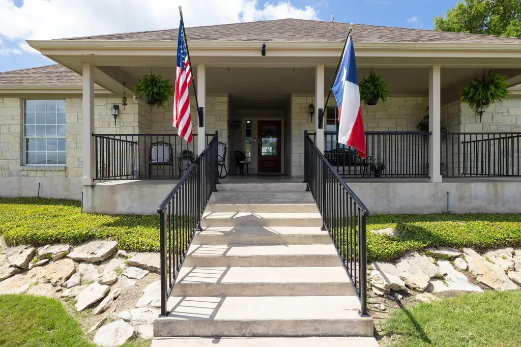 109 Little Gabriel River Drive Liberty Hill TX 78642