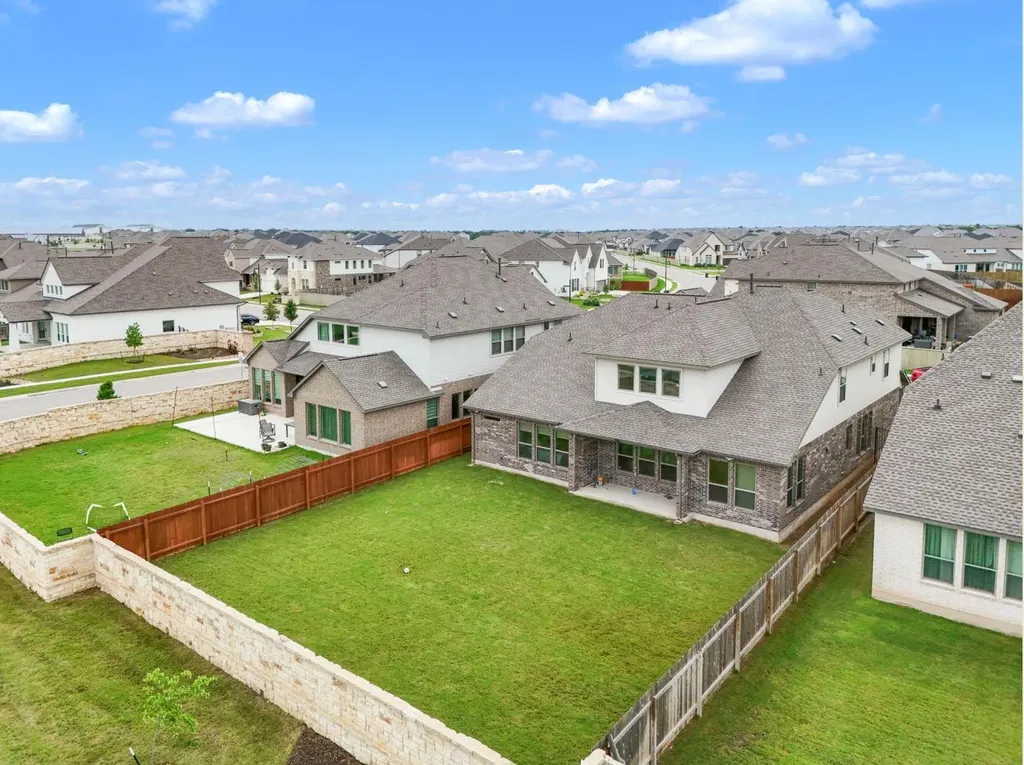 404 Hollister Drive Liberty Hill TX 78642