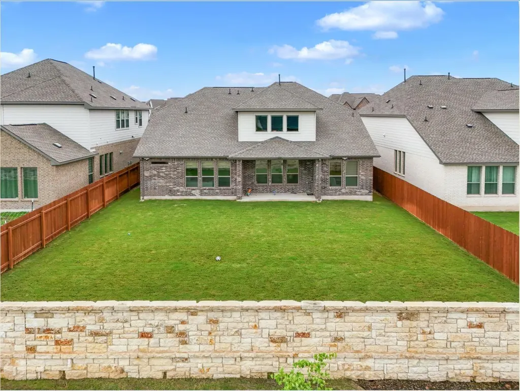 404 Hollister Drive Liberty Hill TX 78642