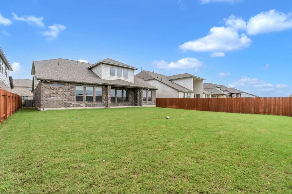 404 Hollister Drive Liberty Hill TX 78642