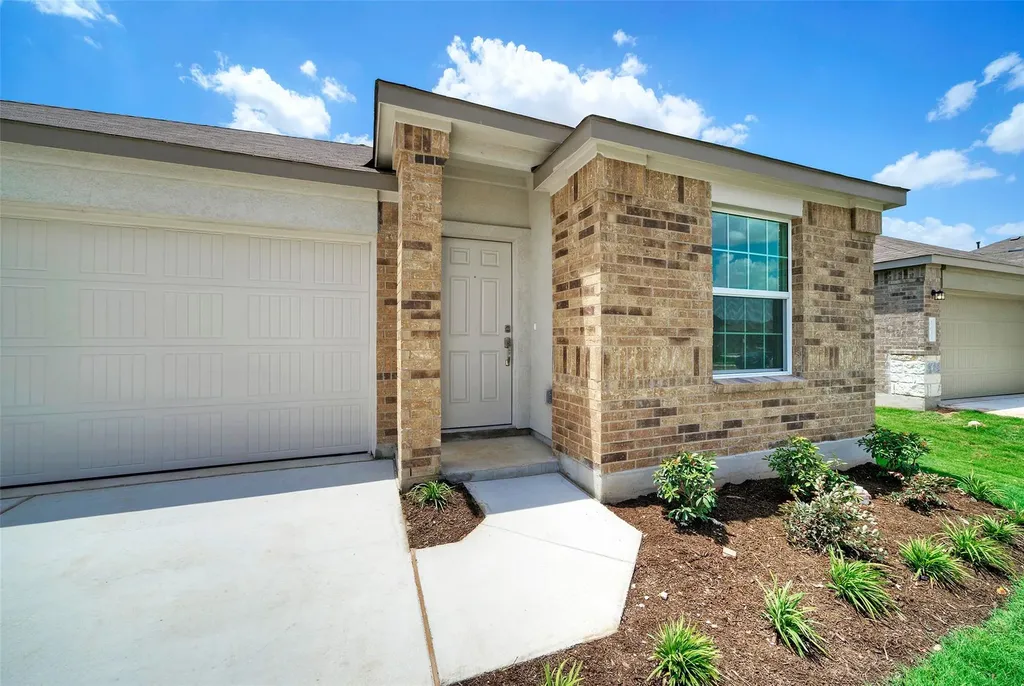 108 Montego Street Hutto TX 78634