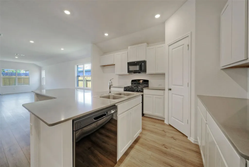 108 Montego Street Hutto TX 78634