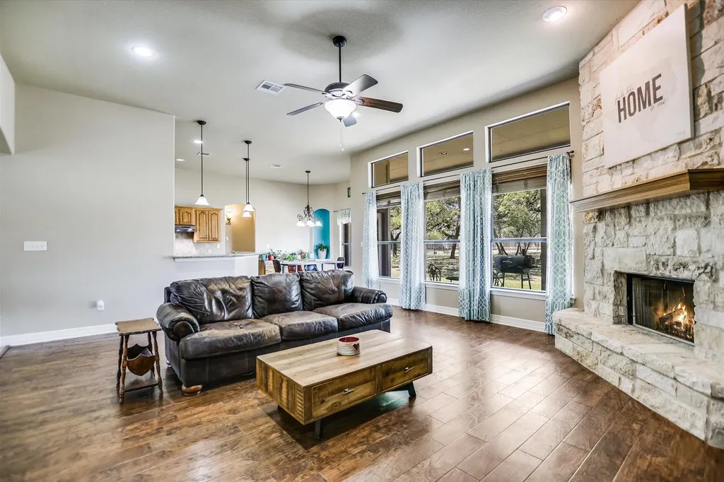 109 Kendra Drive Liberty Hill TX 78642