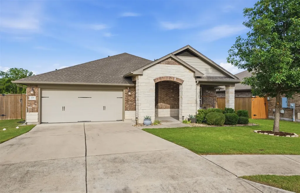 276 Gunnison Way Kyle TX 78640